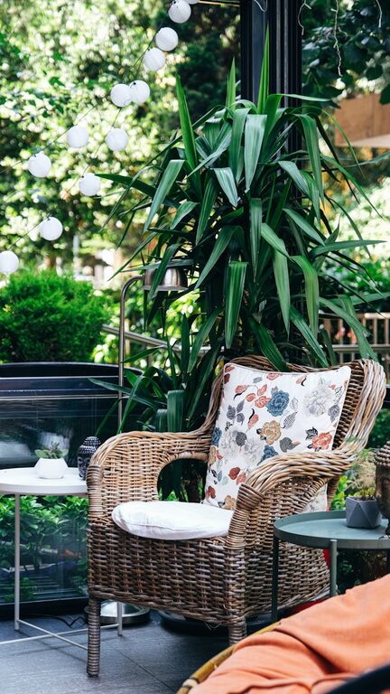 Creating a Cosy and Inviting Outdoor Space in Your Garden